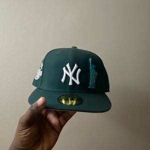 New York Yankees hat